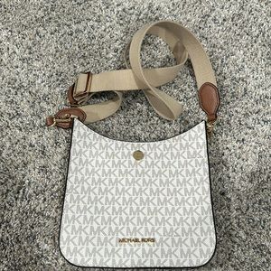 Michael Kors Crossbody bag